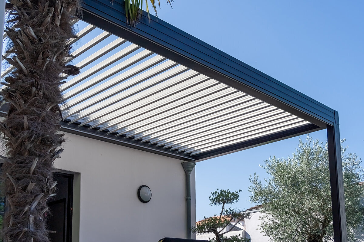 Pergola eller udtrækkelig markise?